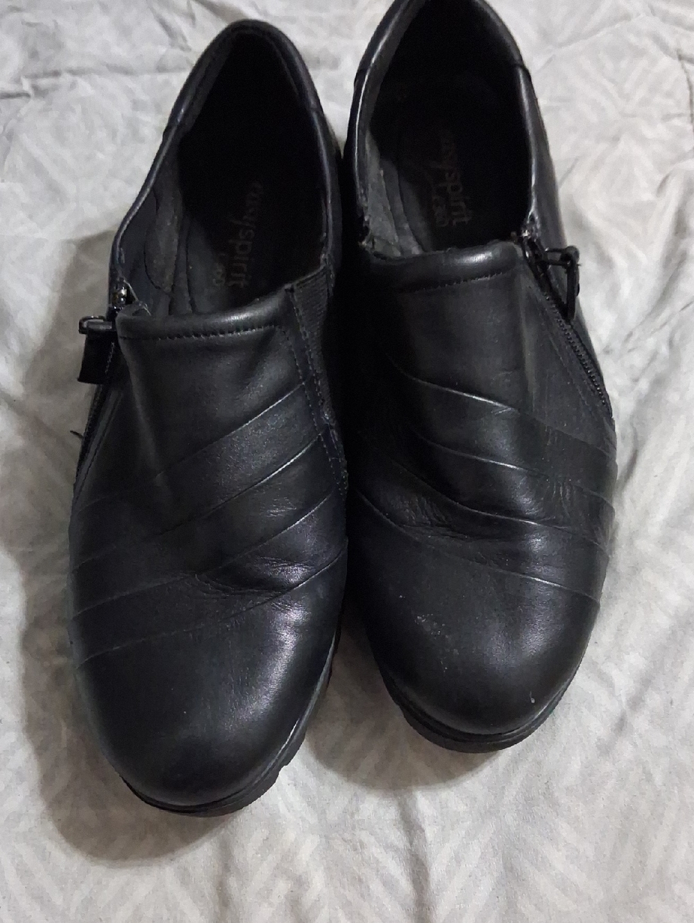 Easy Spirit Black Slip-On Zipper Comfort Loafers